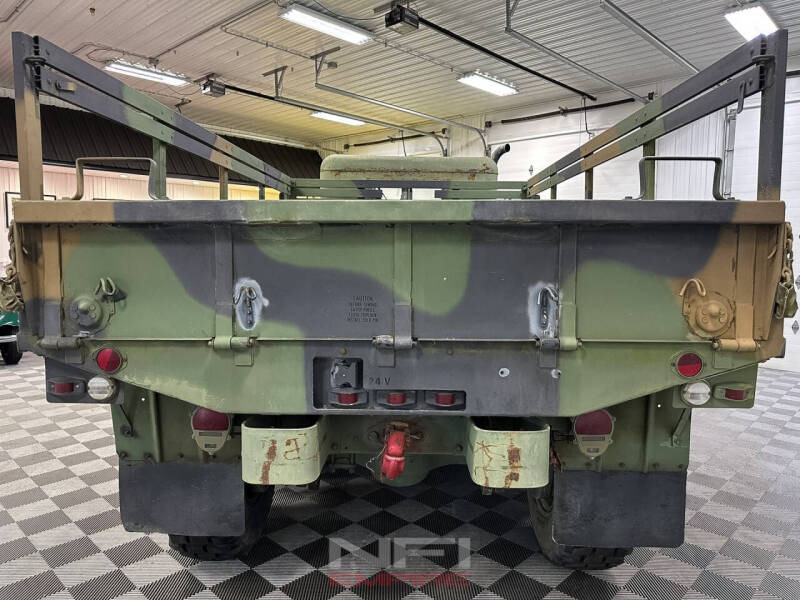 1990 AM General M35A2