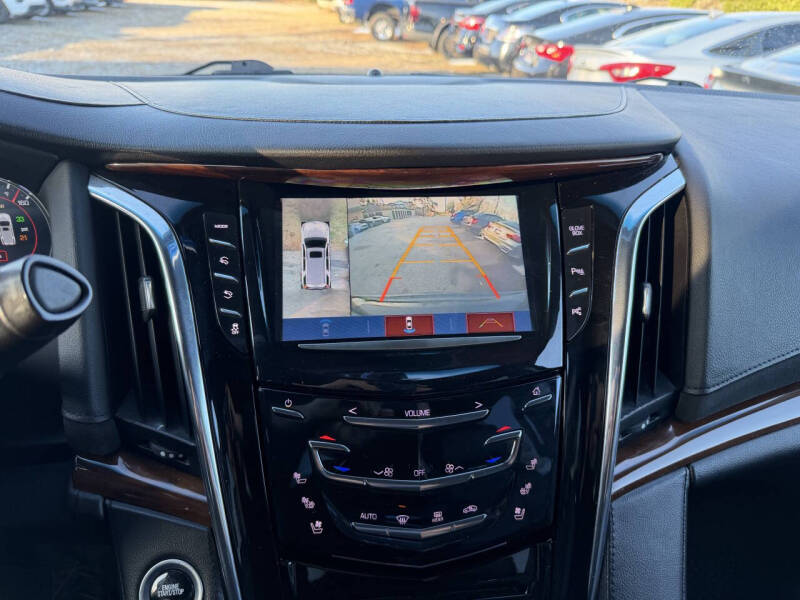 2017 Cadillac Escalade ESV Standard
