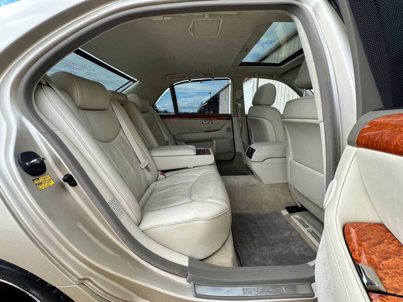 2005 Lexus LS 430