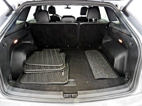 2022 Volkswagen Atlas Cross Sport SE 4Motion