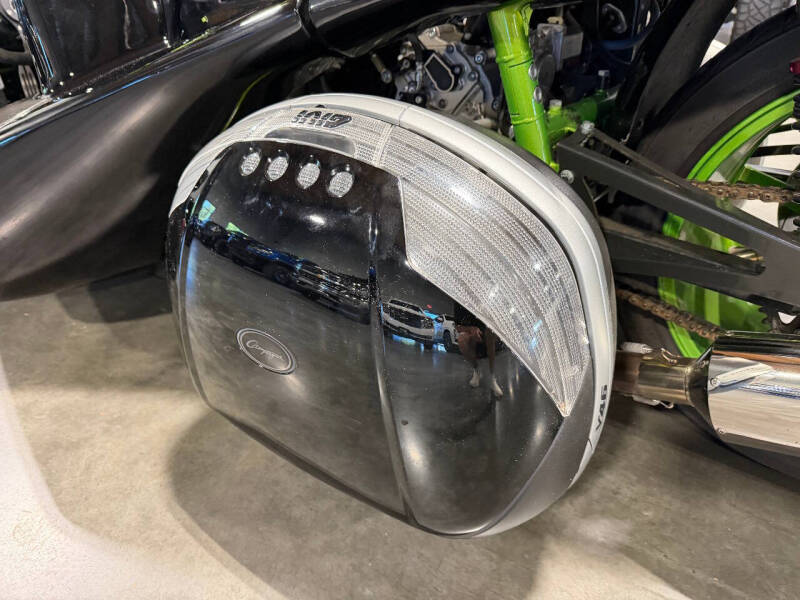 2017 CAMPAGNA T-REX