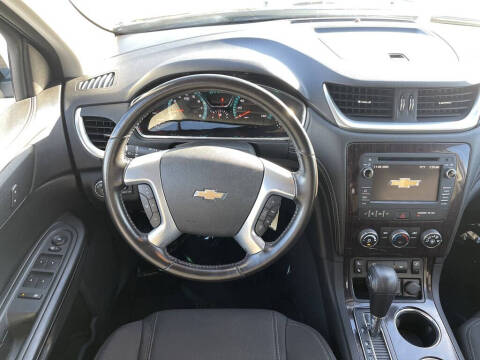 2017 Chevrolet Traverse LT