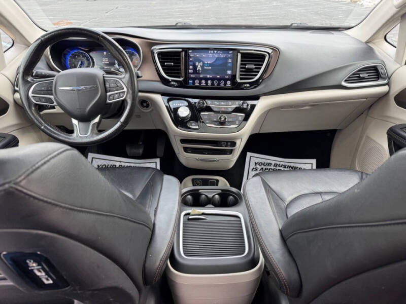 2019 Chrysler Pacifica Touring L Plus