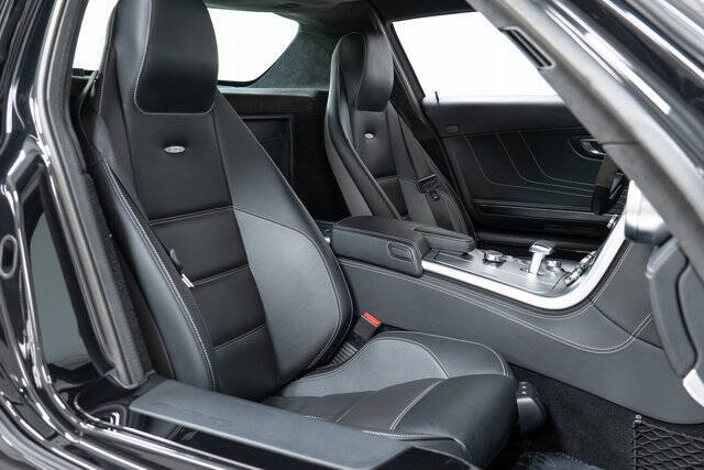 2011 Mercedes-Benz SLS AMG