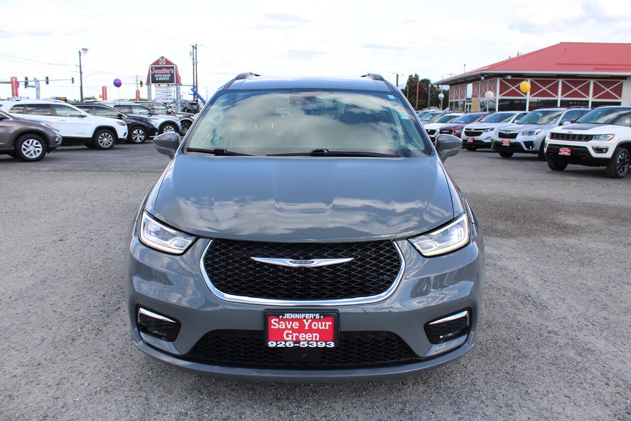 2022 Chrysler Pacifica for sale at Jennifer's Auto Sales & Service in Spokane Valley, WA