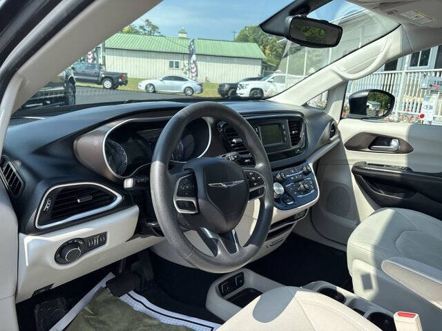 2017 Chrysler Pacifica Touring