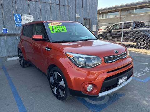 2019 Kia Soul +