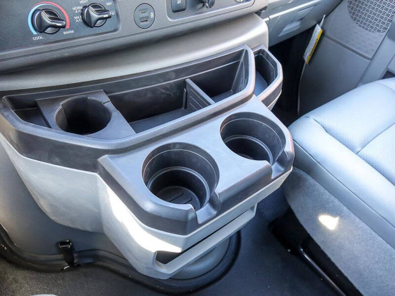 2024 Ford E-Series