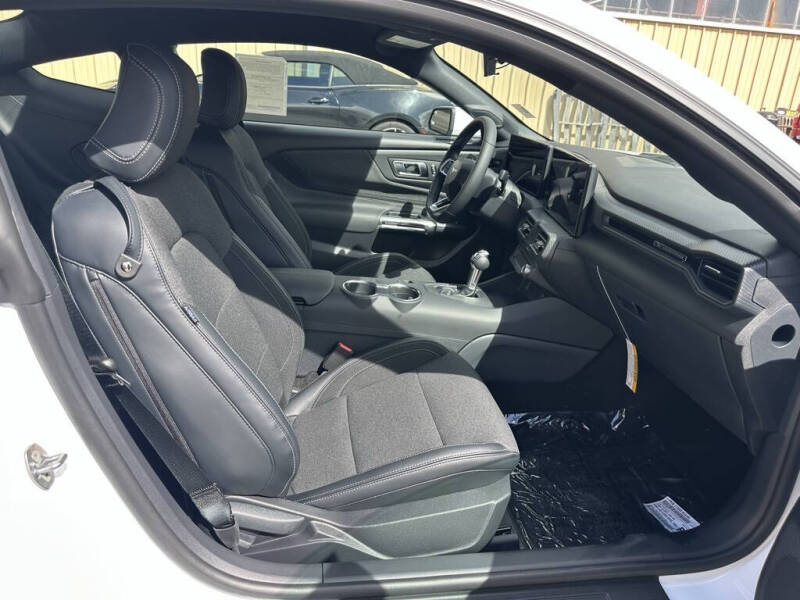 2025 Ford Mustang EcoBoost