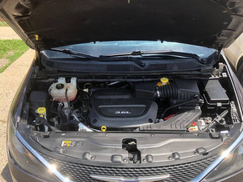 2017 Chrysler Pacifica Touring