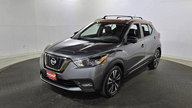 2020 Nissan Kicks SR