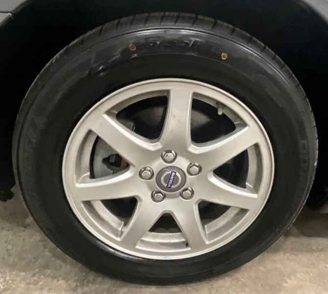 2008 Volvo V70 3.2