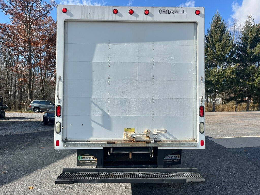 2015 Ford E-Series 6