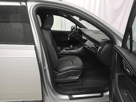 2022 Audi Q7 quattro Premium Plus 55 TFSI
