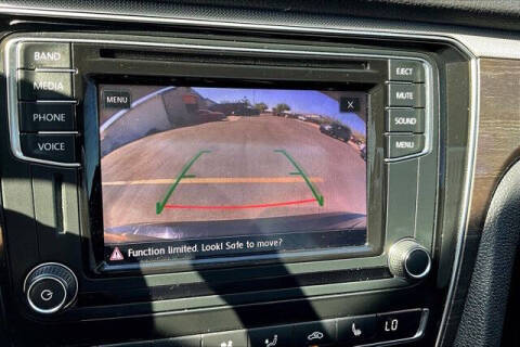 2017 Volkswagen Passat 1.8T SE