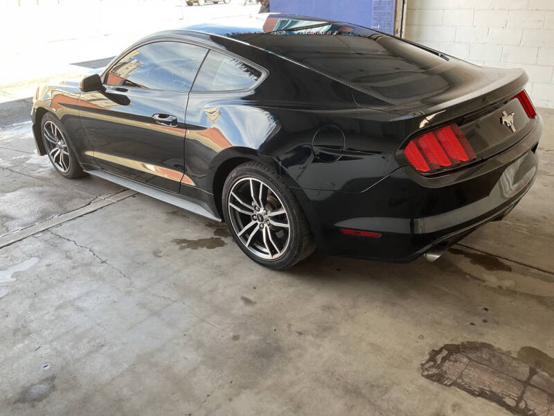 2015 Ford Mustang V6