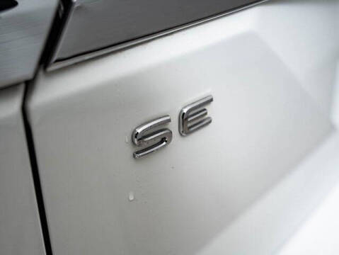 2025 Volkswagen Atlas SE