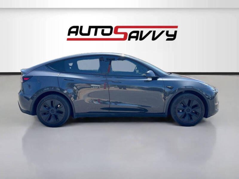 2024 Tesla Model Y Long Range