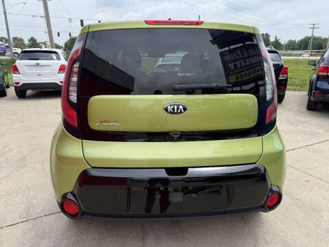 2016 Kia Soul +