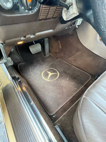 1985 Mercedes-Benz 380-Class 380 SL