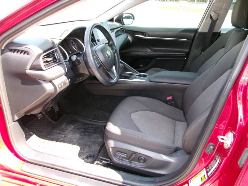 2022 Toyota Camry LE