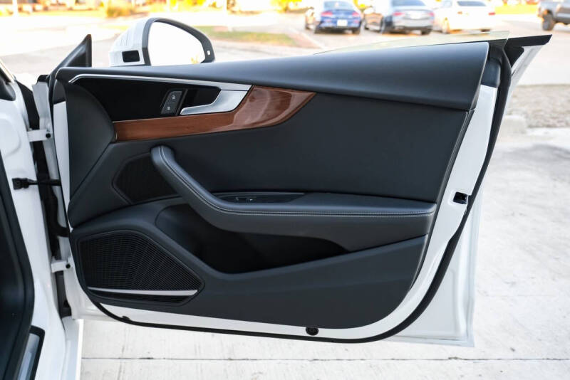 2023 Audi A5 Sportback quattro Premium Plus 40 TFSI