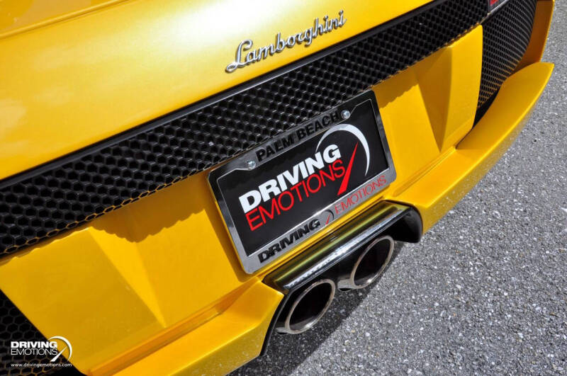 2005 Lamborghini Murcielago