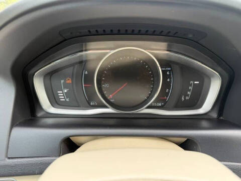 2015 Volvo XC60 T5 Drive-E Premier