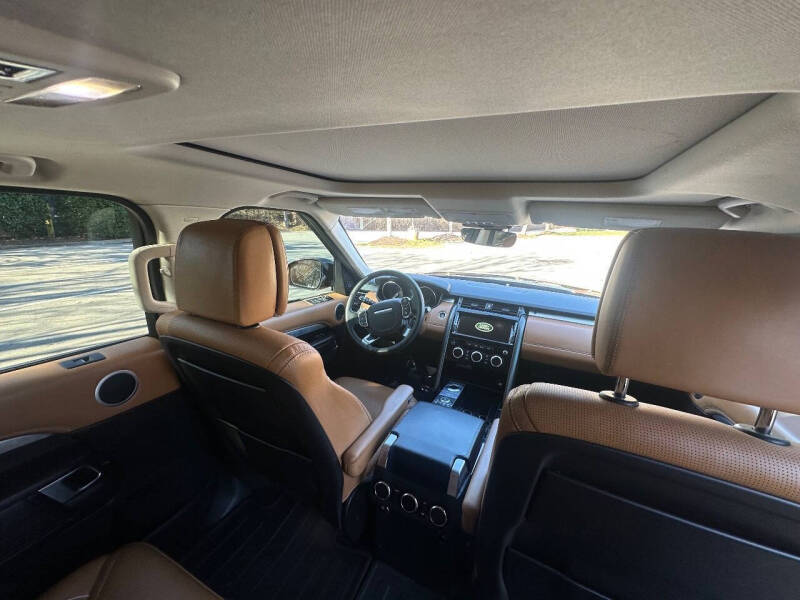 2017 Land Rover Discovery First Edition