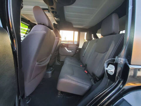 2013 Jeep Wrangler Unlimited Sahara