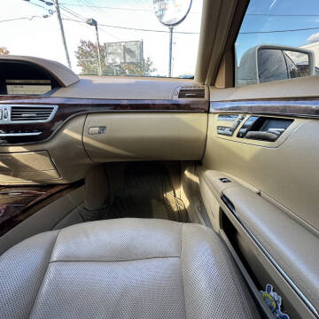 2010 Mercedes-Benz S-Class S 550 4MATIC