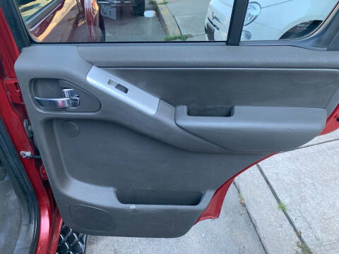 2008 Nissan Pathfinder SE Off Road