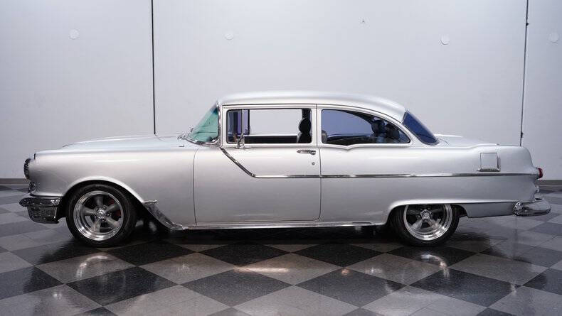 1955 Pontiac Chieftain