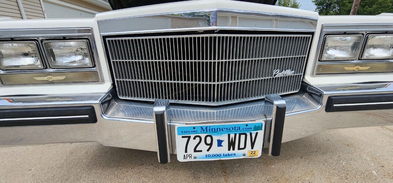 1984 Cadillac Fleetwood Brougham 67