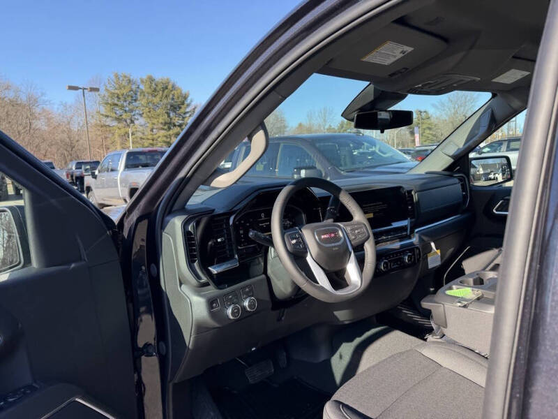 2026 GMC Sierra 1500 Elevation Standard