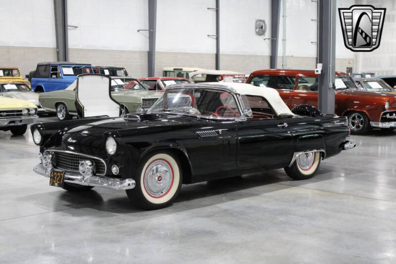 1956 Ford Thunderbird