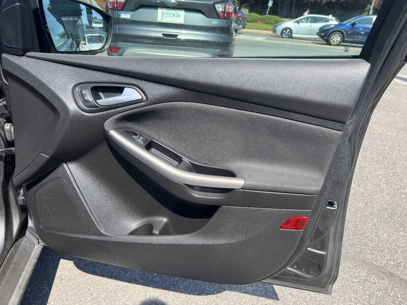 2018 Ford Focus Titanium