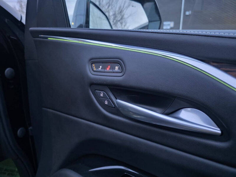 2023 Cadillac Escalade Premium Luxury