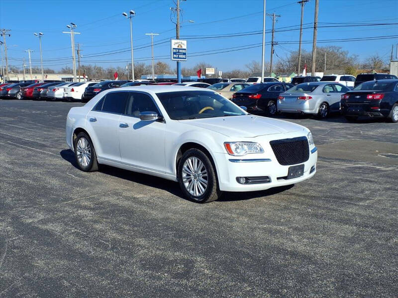 2012 Chrysler 300 Limited's photo