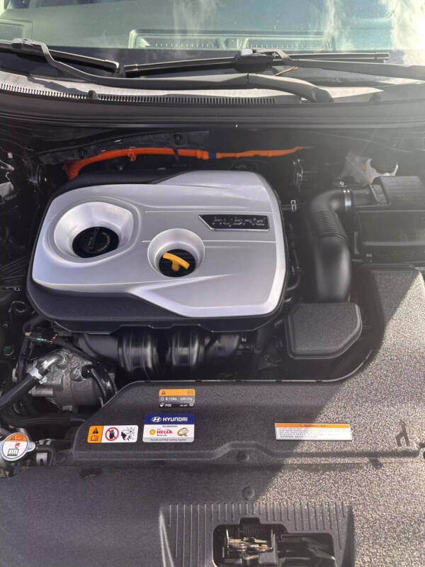 2017 Hyundai Sonata Hybrid SE