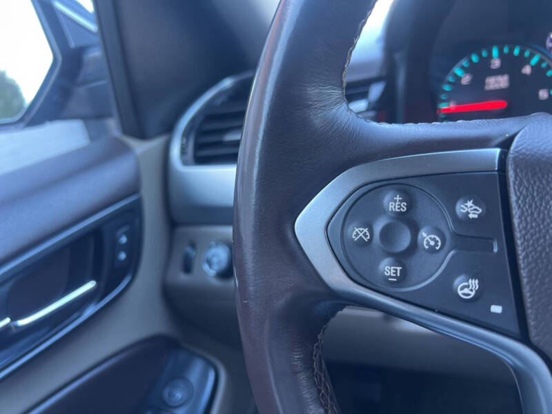 2017 Chevrolet Suburban LT