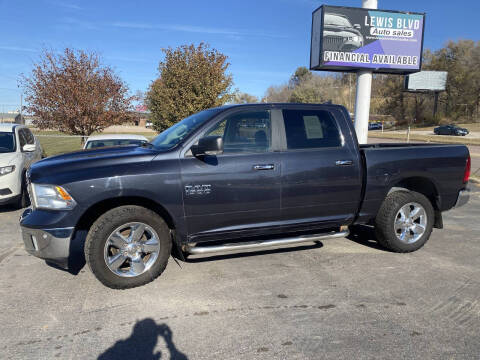 2018 RAM 1500 SLT