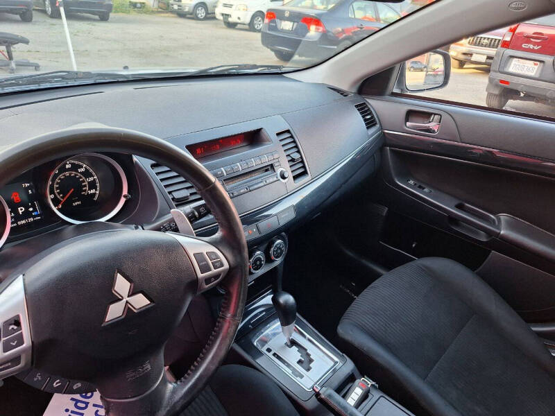 2012 Mitsubishi Lancer Sportback GT