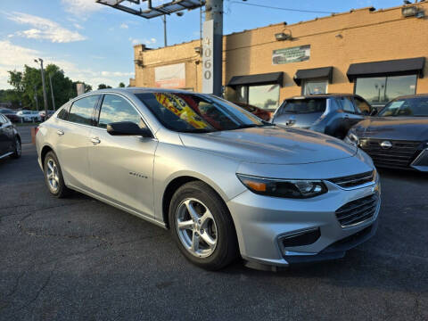 2018 Chevrolet Malibu for sale at Gem Motors in Saint Louis MO