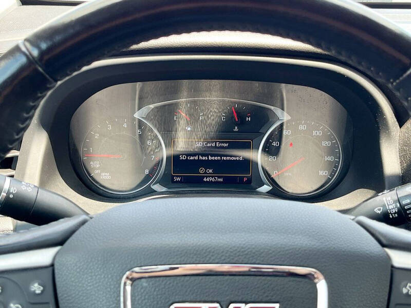 2021 GMC Acadia SLT