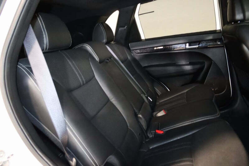 2014 Kia Sorento SX Limited