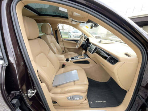 2015 Porsche Macan S