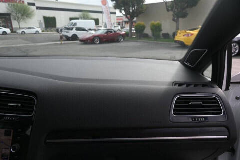 2019 Volkswagen Golf R 4Motion