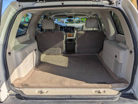 2003 Cadillac Escalade