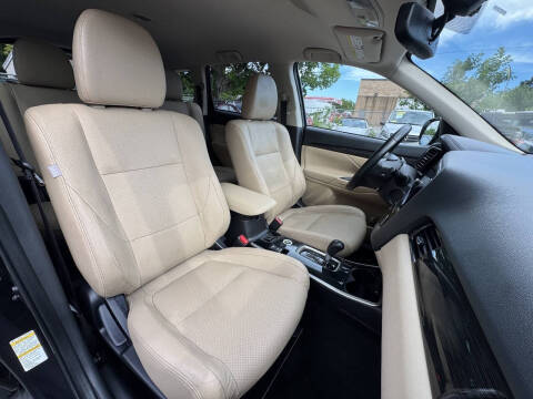 2017 Mitsubishi Outlander SEL